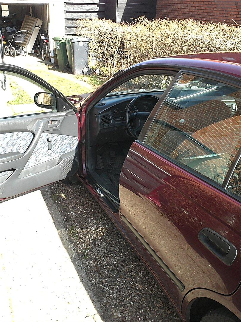 Toyota Carina E billede 18