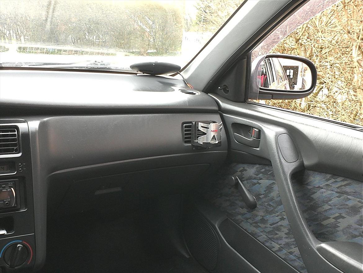 Toyota Carina E billede 19