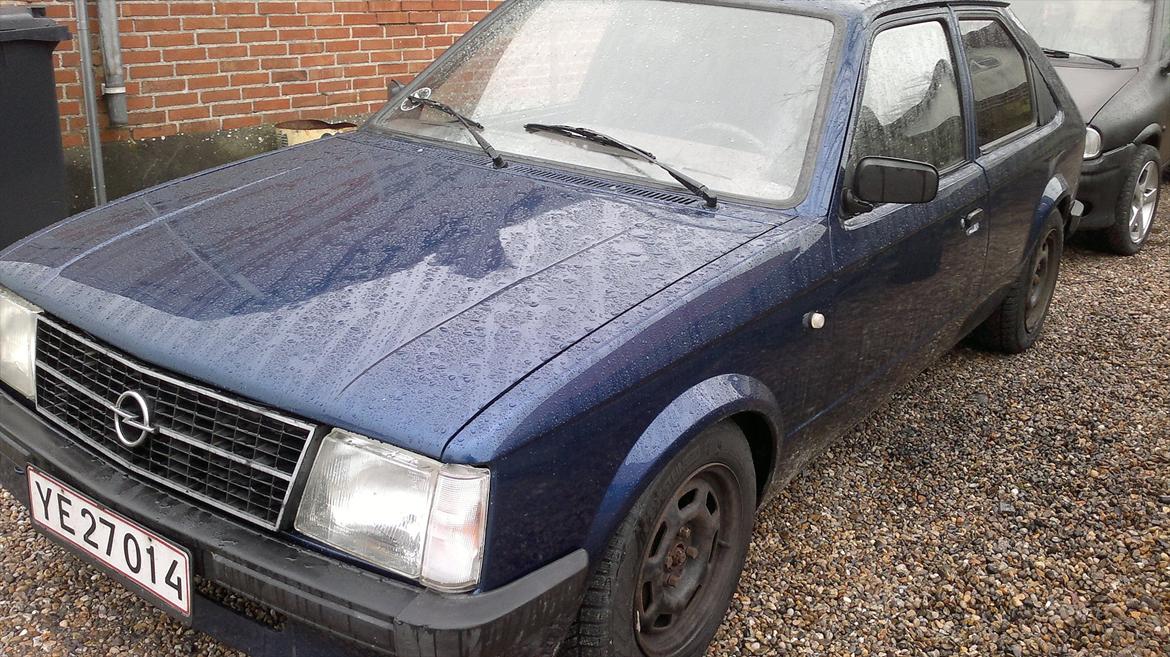 Opel kadett d 14 se/ v6 ? billede 5