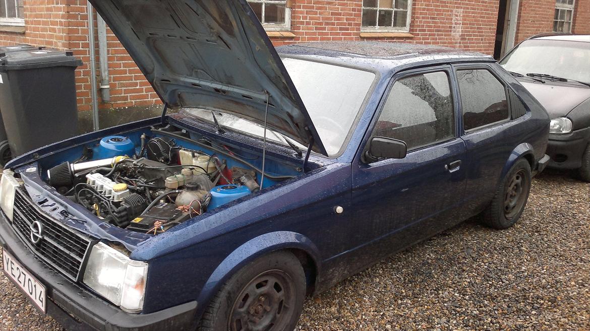 Opel kadett d 14 se/ v6 ? billede 10
