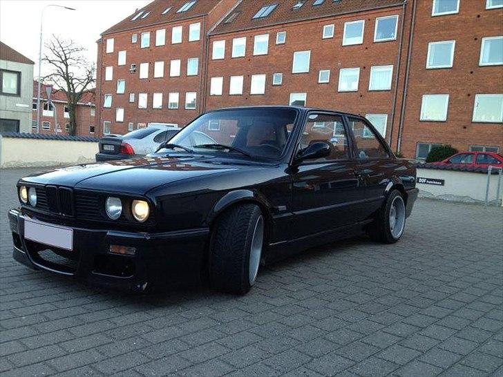 BMW e30 2,5 24V billede 2