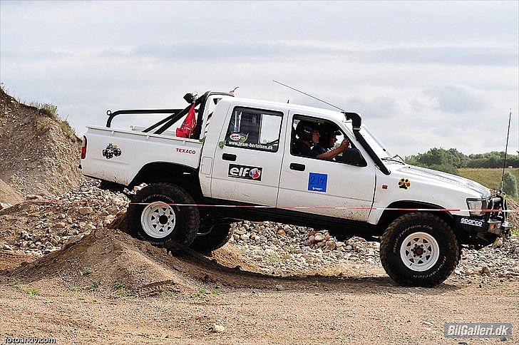 Toyota hilux 3,0 TURBO billede 10