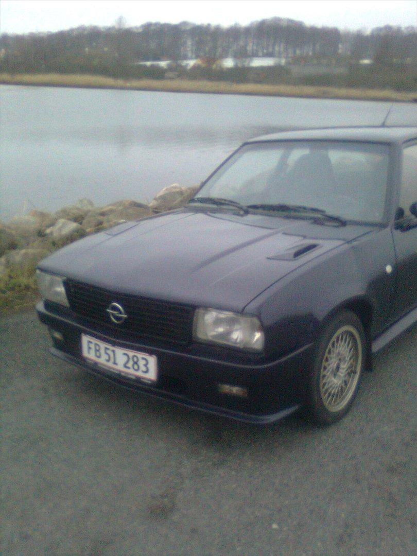 Opel ascona b 2.0 E sport billede 2