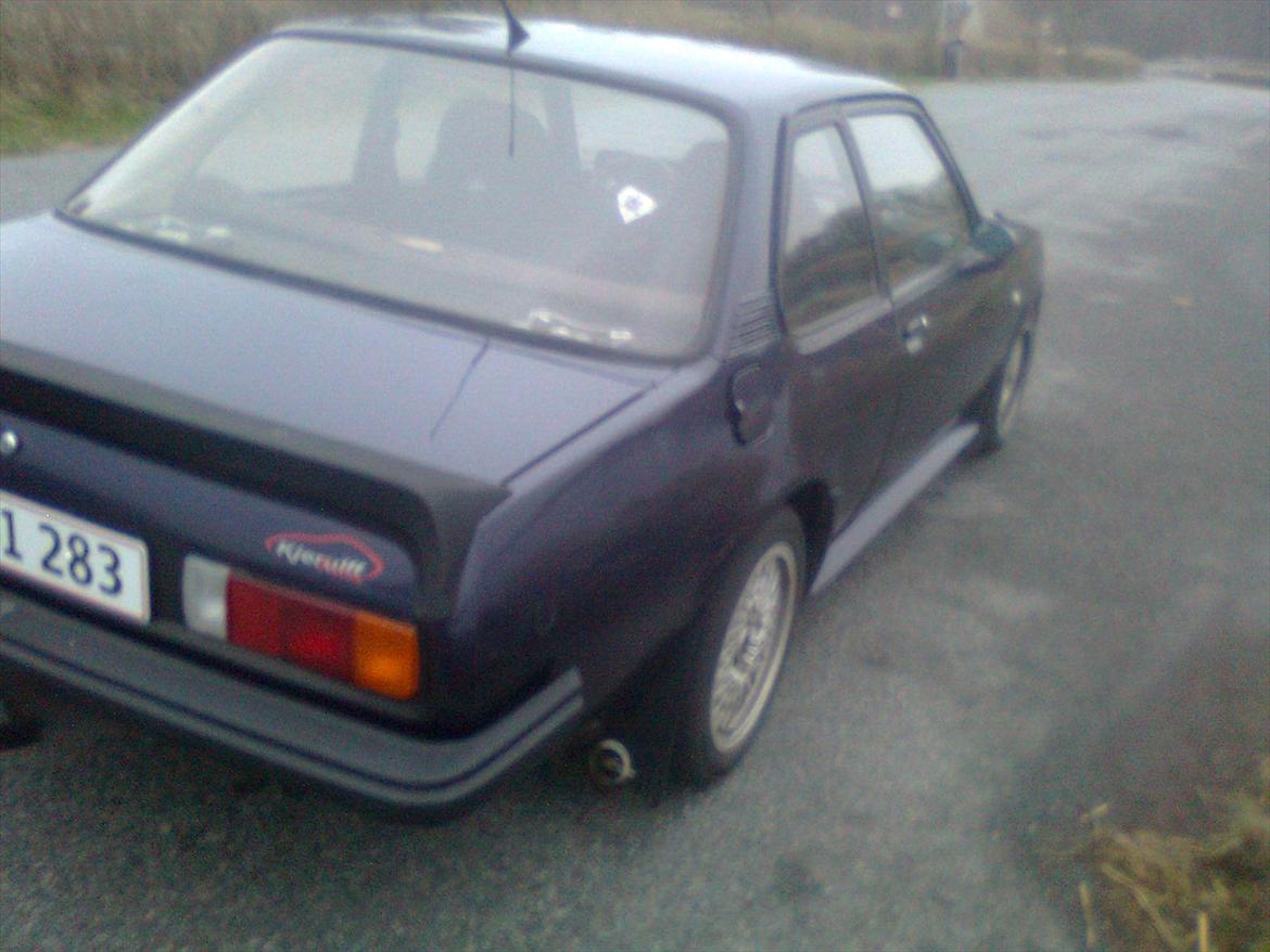 Opel ascona b 2.0 E sport billede 4