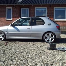 Peugeot 306 GTI-6