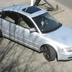 VW Passat 1,8 Turbo HIGHLINE