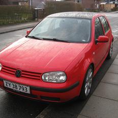VW En våd - Golf 4 1.8 20v - SOLGT