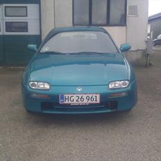 Mazda 323F BA GLX