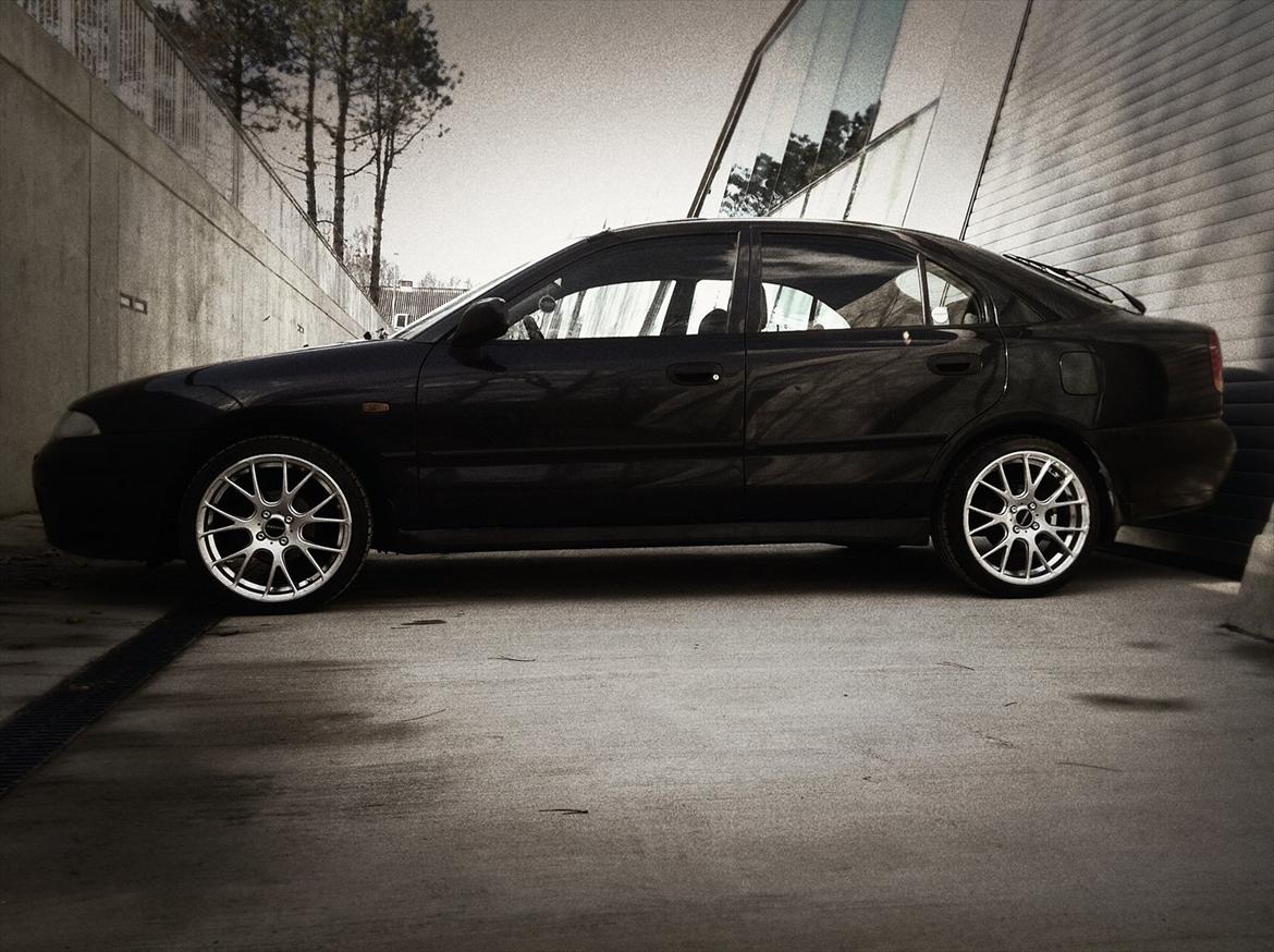 Mitsubishi Carisma billede 10