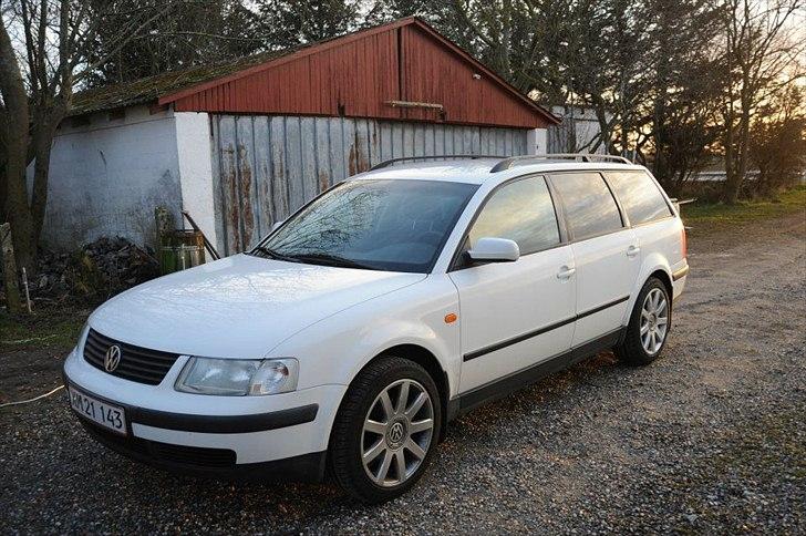 VW passat 1.6 St car billede 1