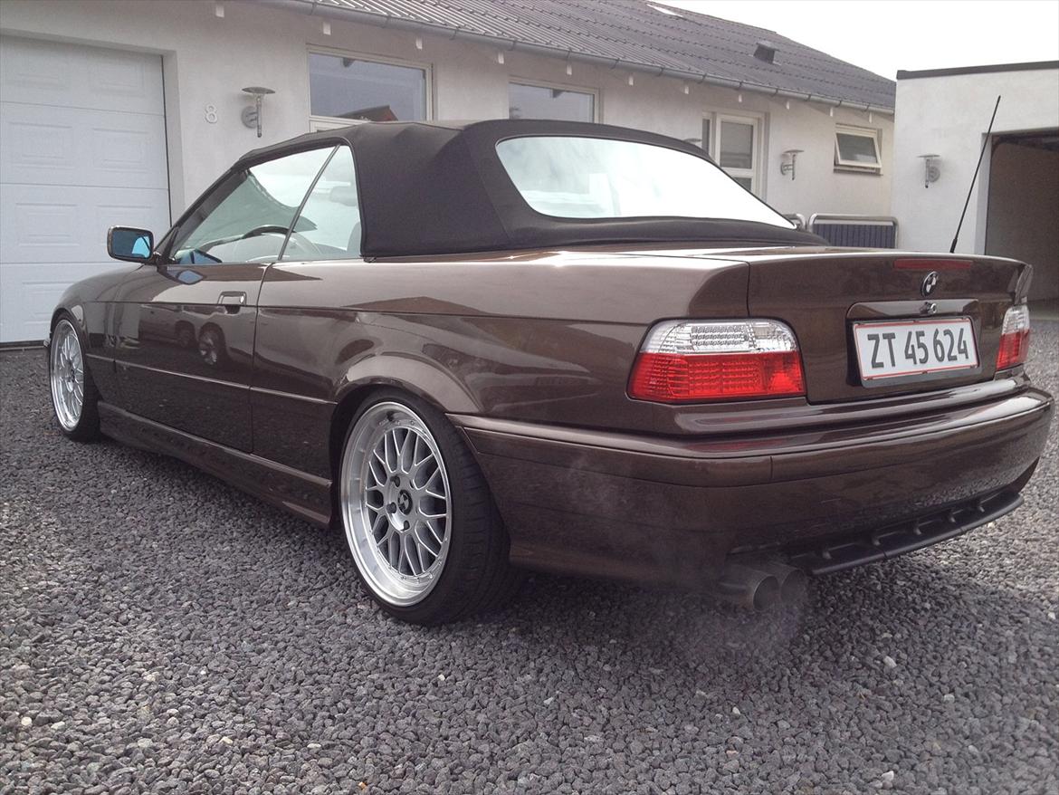BMW 325i Cabriolet  billede 8