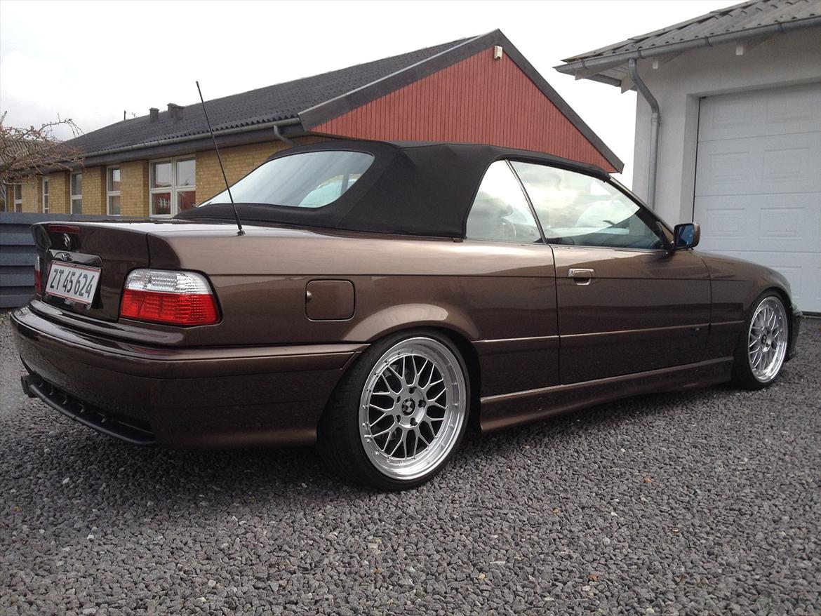 BMW 325i Cabriolet  billede 9