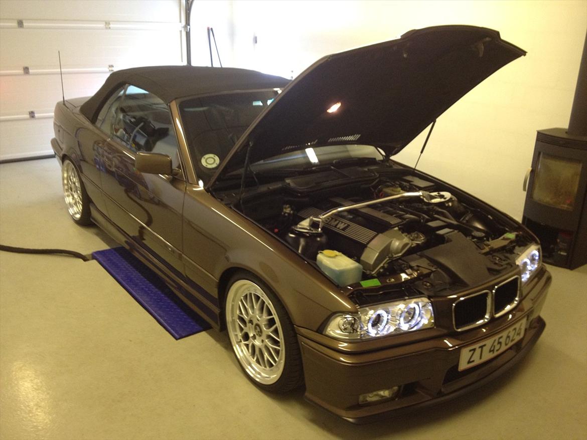 BMW 325i Cabriolet  billede 10