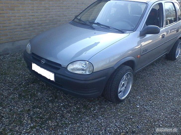Opel Corsa B billede 1