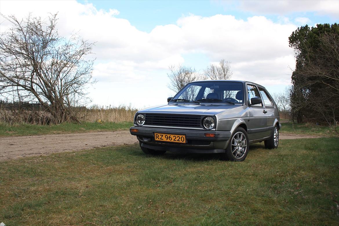 VW Golf 2 CL 1,6 TD - Da den stadig havde standard frontblink billede 8