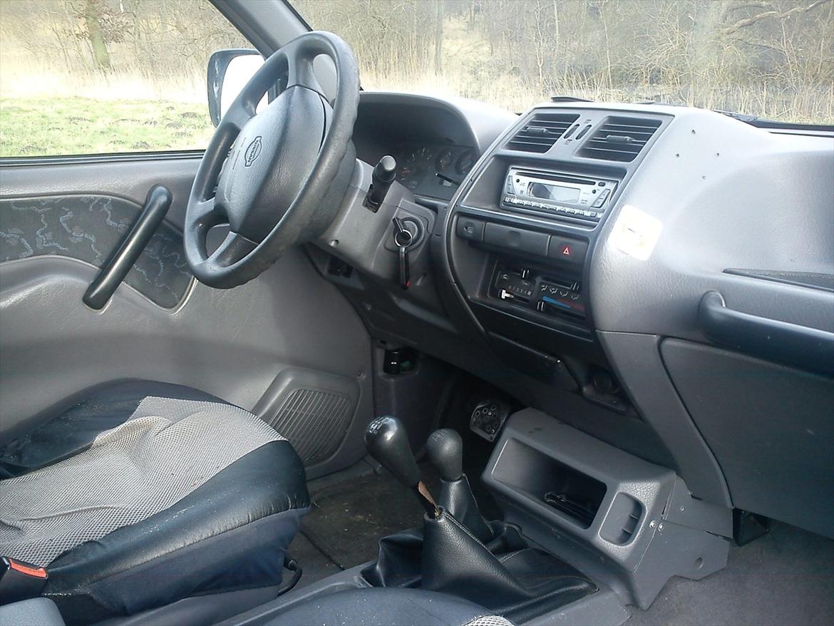 Nissan Terrano 2 billede 4