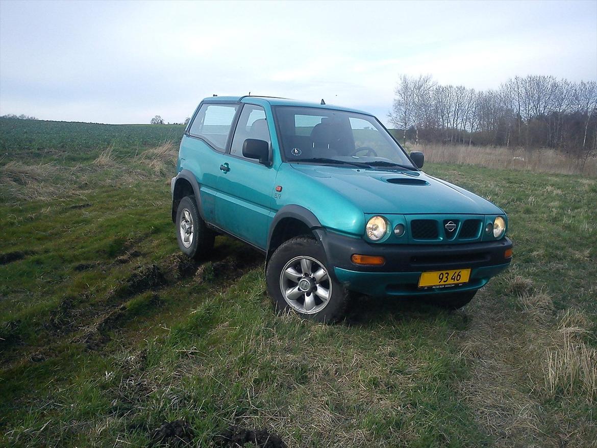 Nissan Terrano 2 billede 5