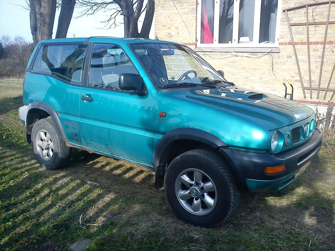 Nissan Terrano 2 billede 8