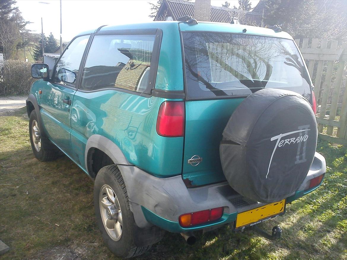 Nissan Terrano 2 billede 10