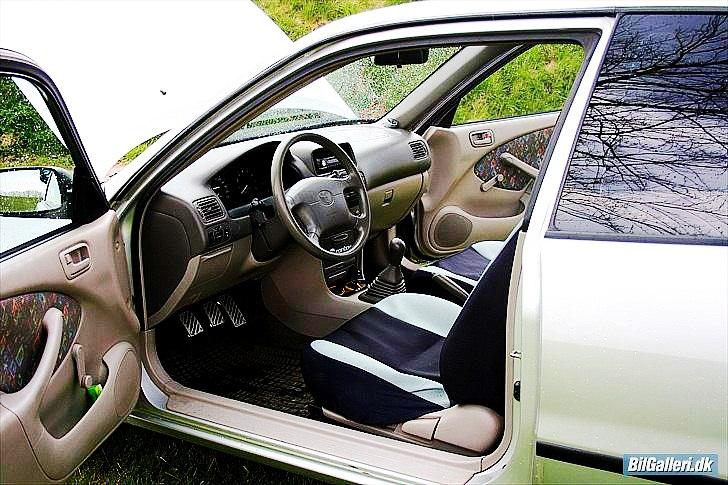 Toyota corolla e11 billede 15