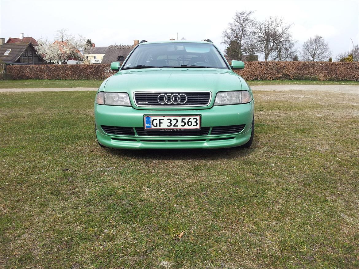 Audi A4 2,6 V6 avant Quattro billede 1
