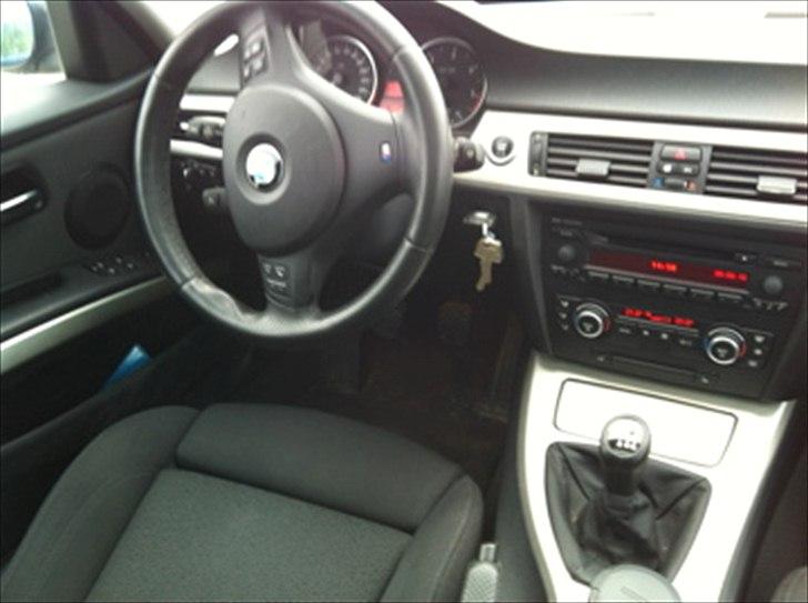 BMW 330d billede 6