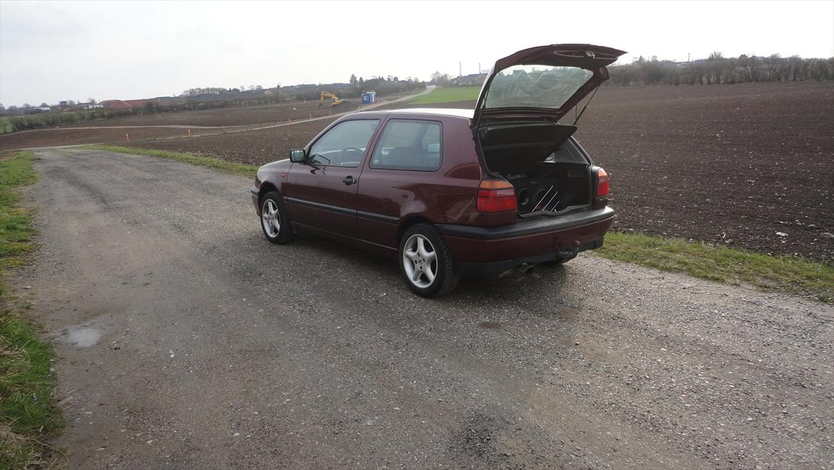 VW Golf 3 1,8 Gl (solgt!) billede 7