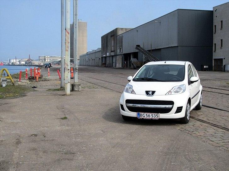 Peugeot 107 - En tur på havnen.. billede 2