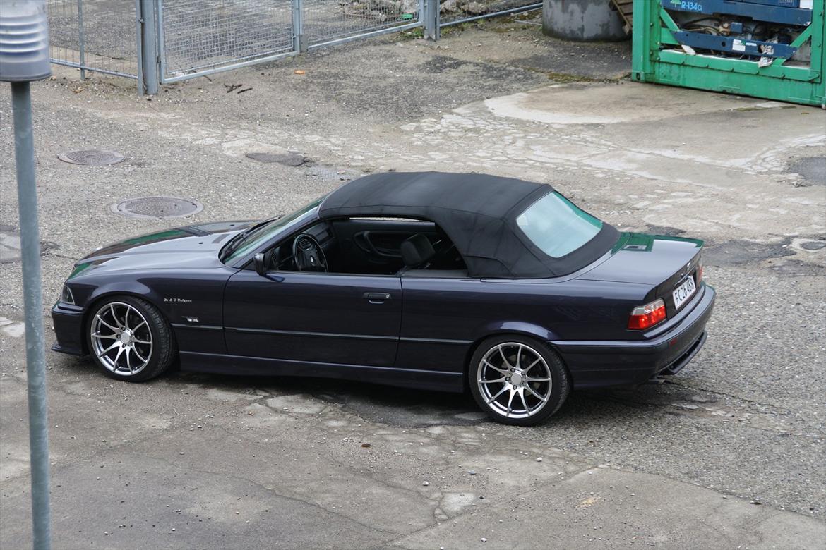 BMW 320i cabriolet solgt.. billede 14