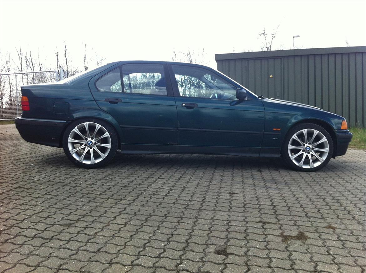 BMW E36 316i 4 dørs #solgt# billede 4