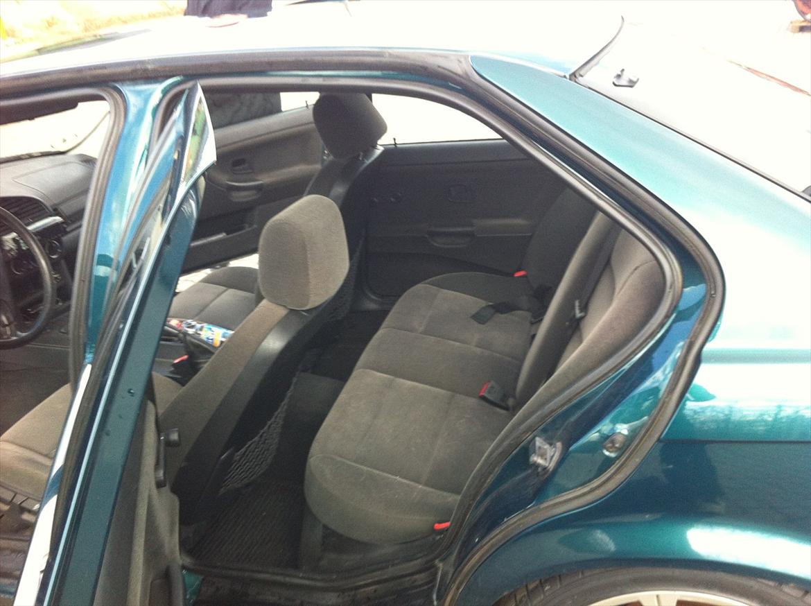 BMW E36 316i 4 dørs #solgt# billede 9