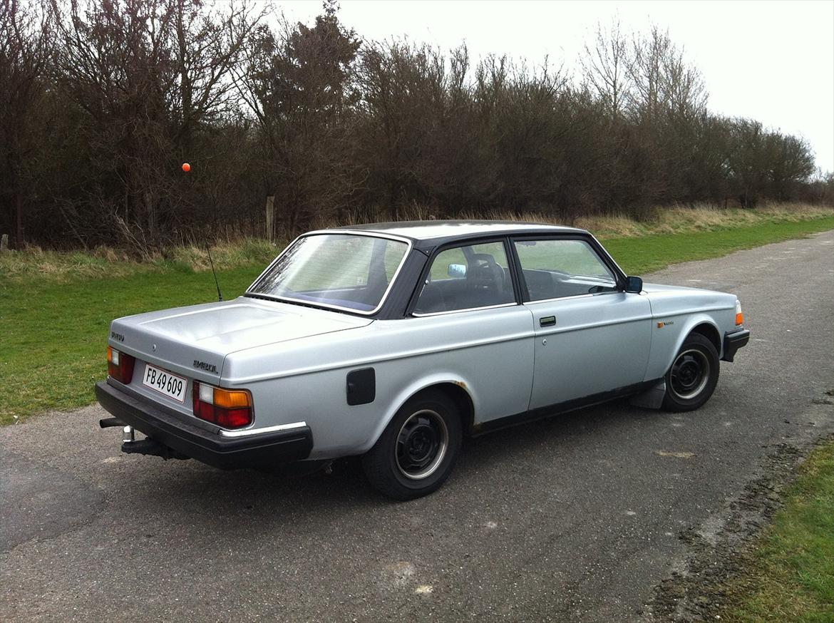 Volvo 242 DL 2.1 billede 2