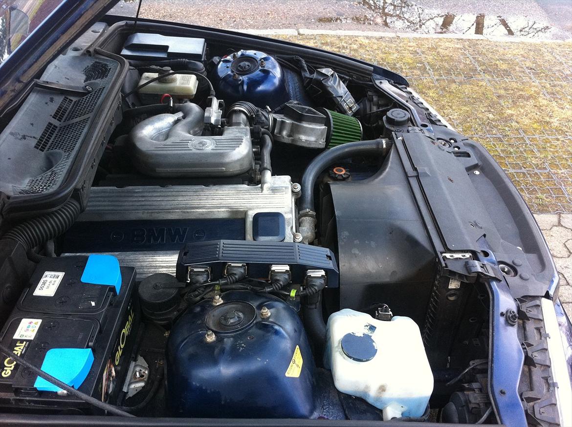 BMW E36 318is coupe billede 7