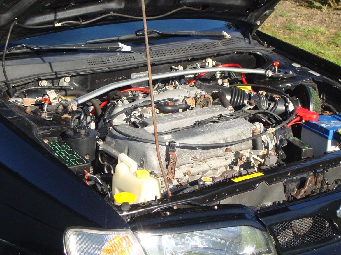 Nissan Almera GTI / SRX billede 7