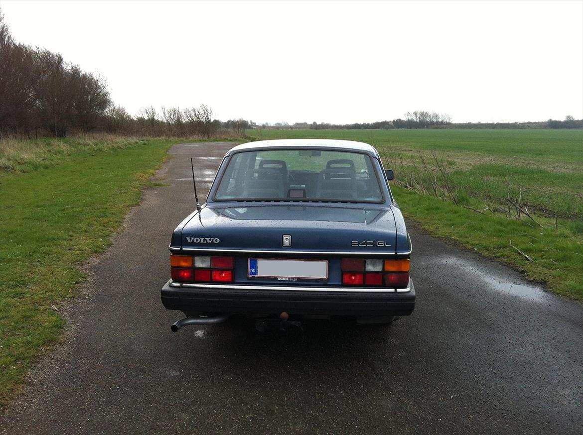 Volvo 240 GL 2.3 billede 3