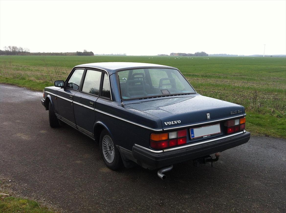 Volvo 240 GL 2.3 billede 4