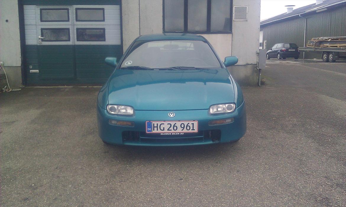 Mazda 323F BA GLX billede 1