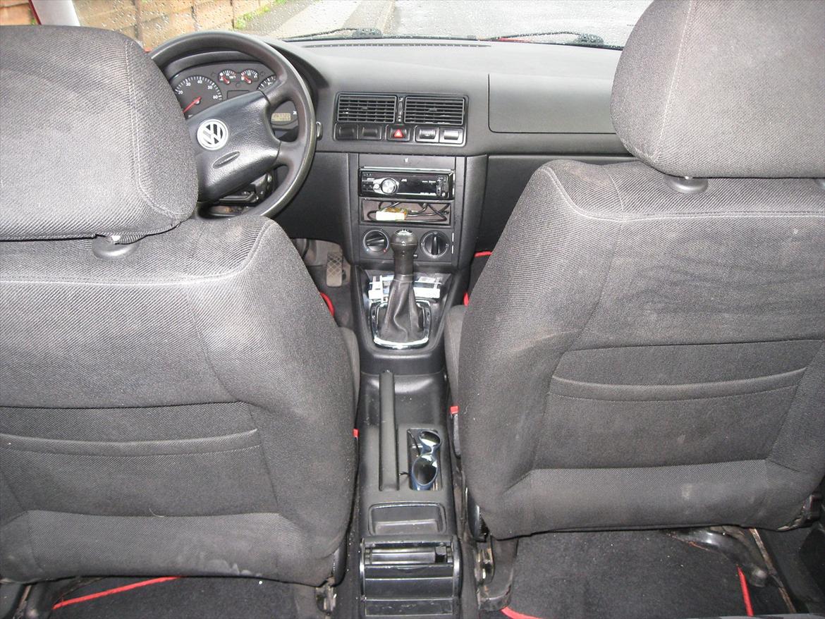 VW En våd - Golf 4 1.8 20v - SOLGT - Kabinen - Golf 4 - 1.8 20v  billede 16