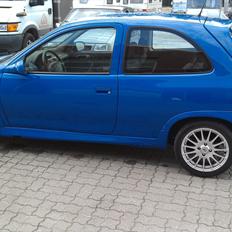 Opel Corsa B GSi 16V