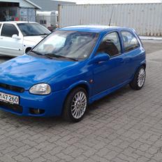 Opel Corsa B GSi 16V
