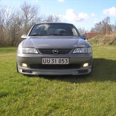 Opel Vectra B 2.0