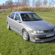 Opel Vectra B 2.0