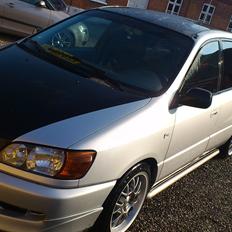 Toyota Picnic sportsvan 2,2 TD(I)