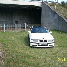 BMW e36 320i/323i <byttet til e30>