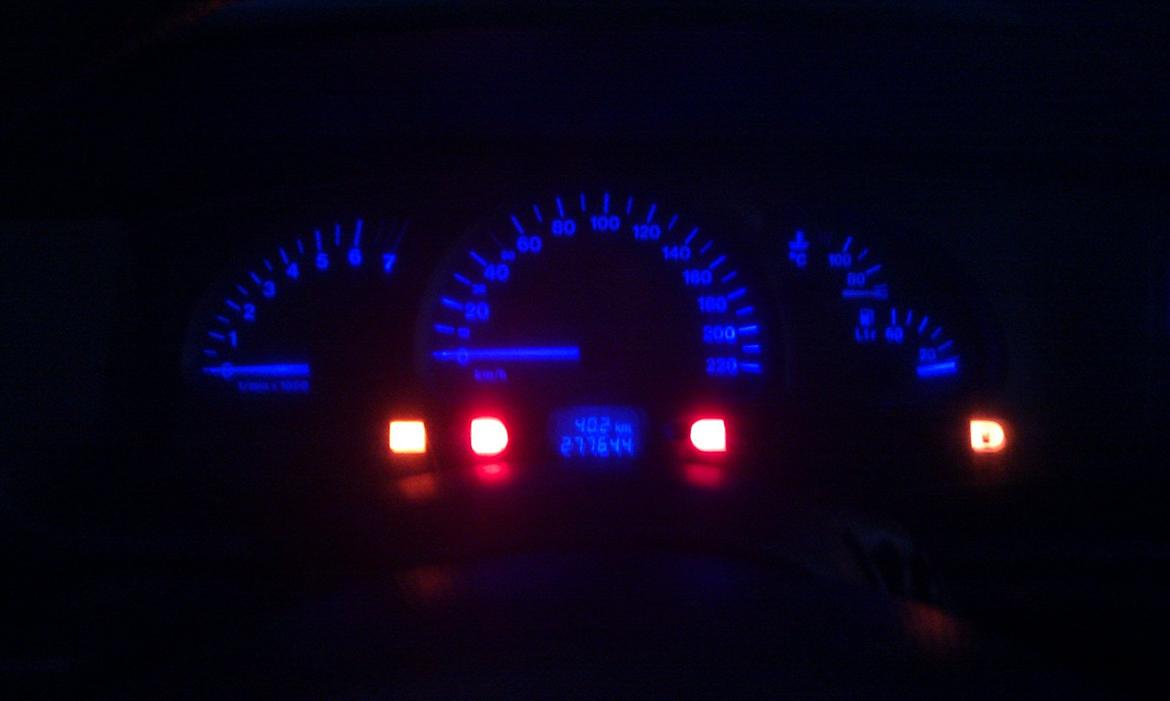 Opel Vectra B - Bedre billeder kommer når kablet til digital kameraet er fundet billede 13