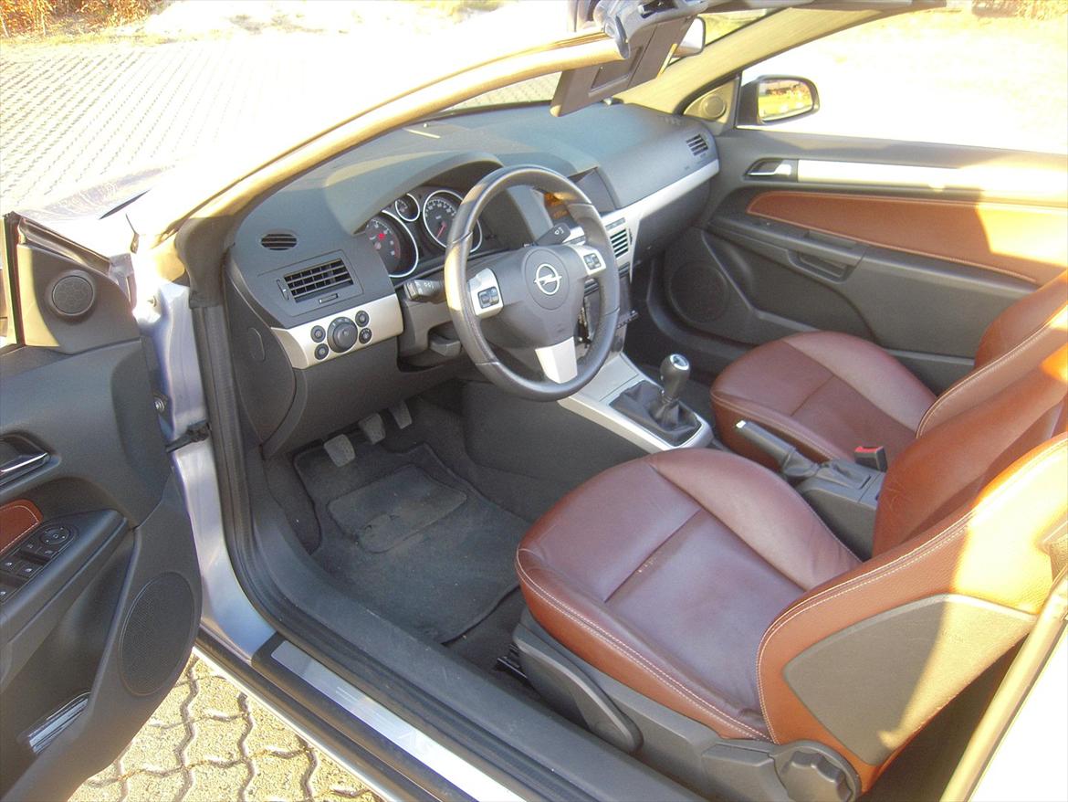 Opel Astra TwinTop 2.0T Til salg billede 14