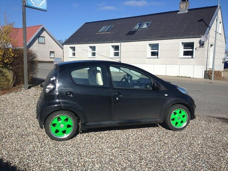 Peugeot 107 - Je jeg ved det, den skal vaskes... billede 2