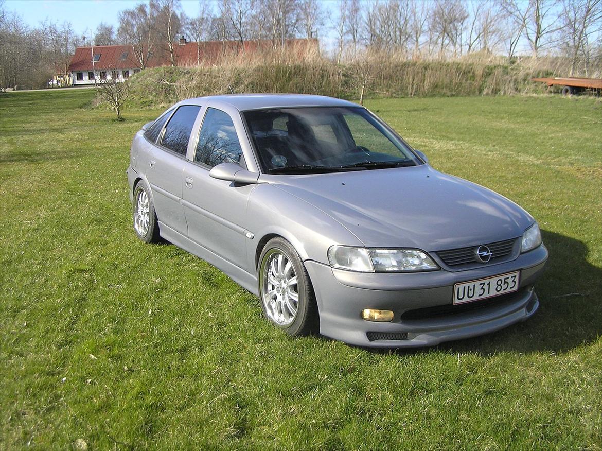 Opel Vectra B 2.0 billede 2