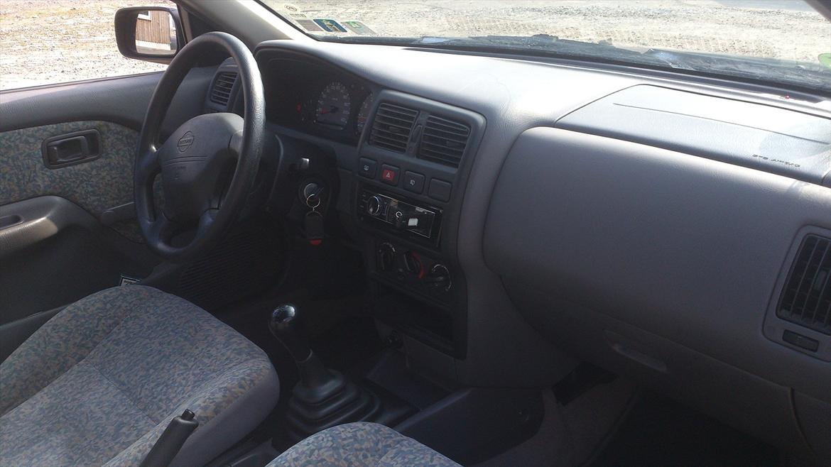 Nissan almera gx (solgt) billede 4