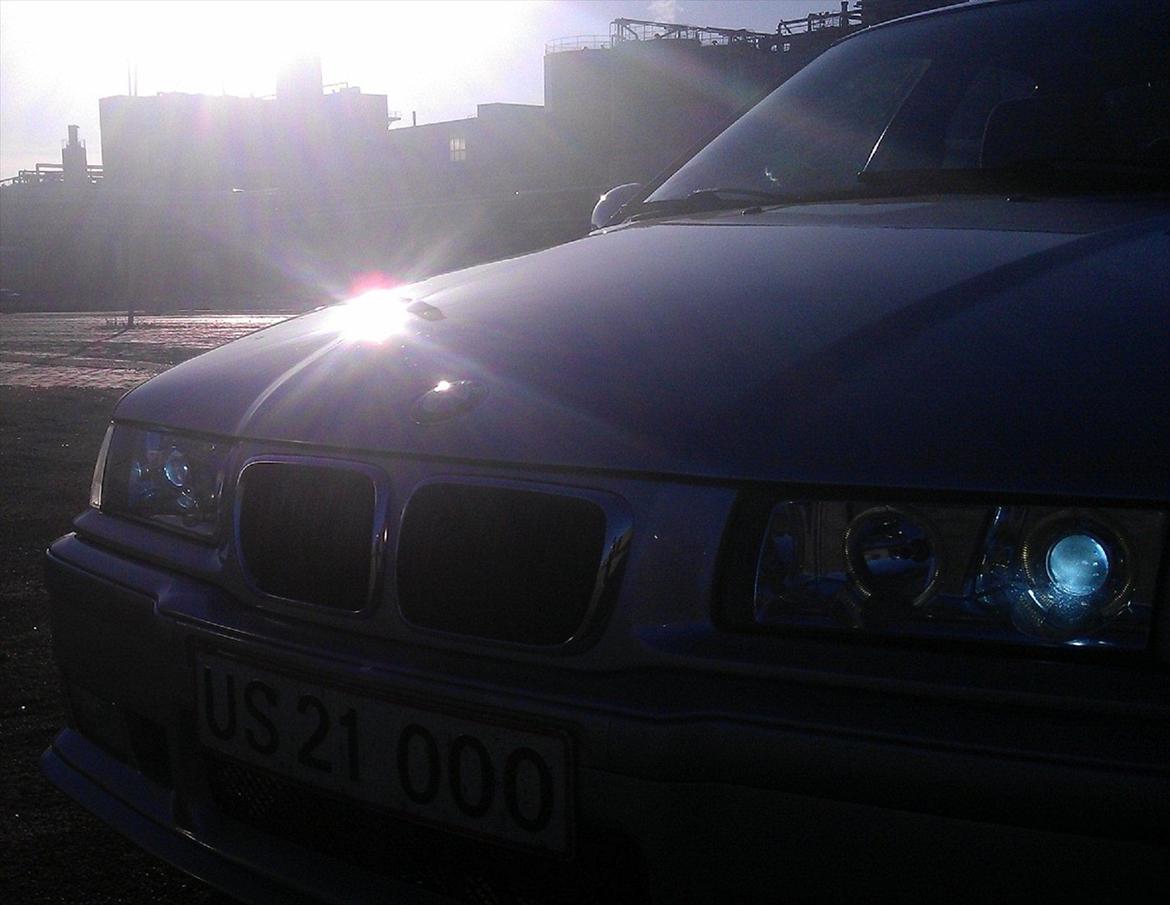 BMW 325i STJÅLET billede 5